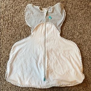 Love to Dream Hip Harness Swaddle, Medium